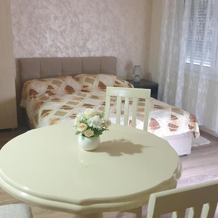 Apartments Kamenjar Novi Sad Luaran gambar