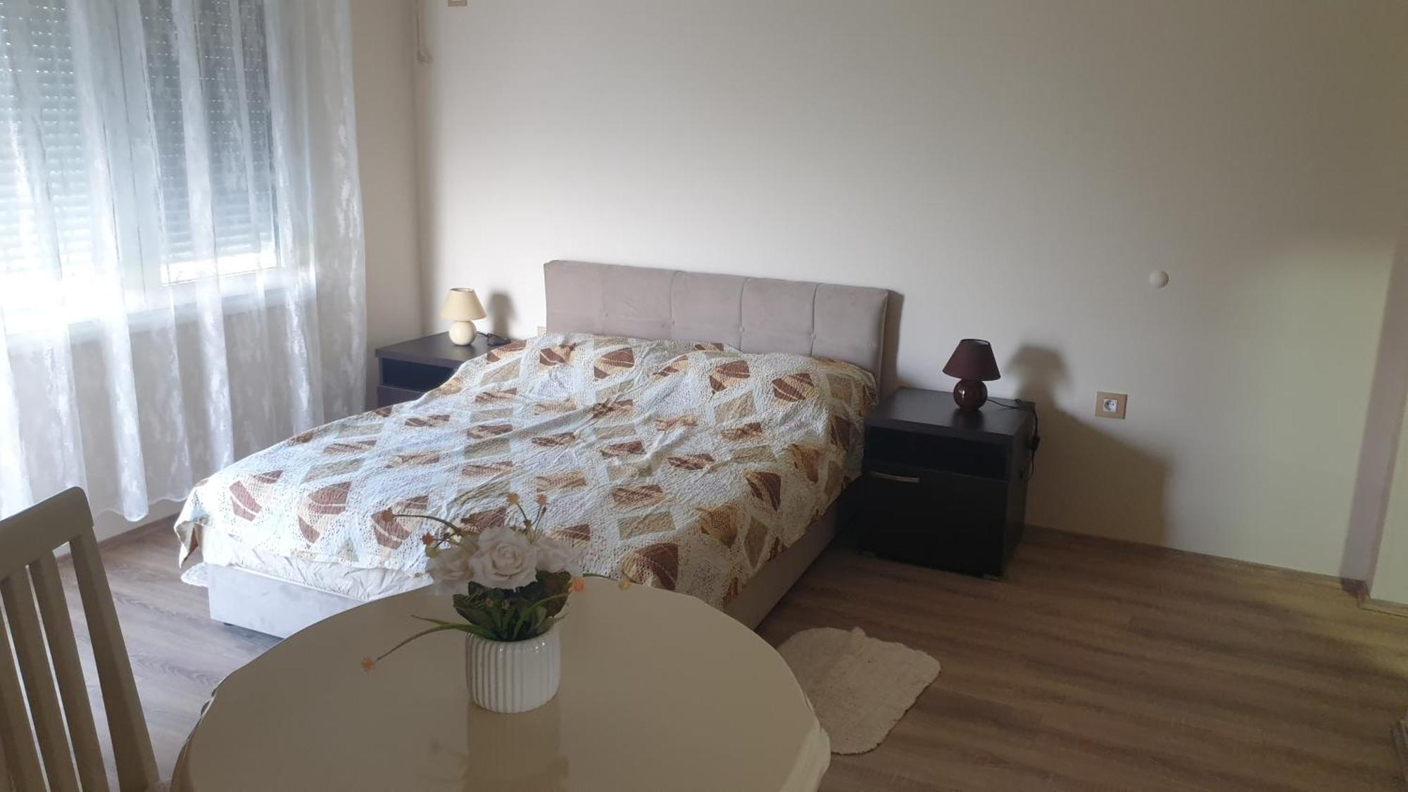 Apartments Kamenjar Novi Sad Bilik gambar