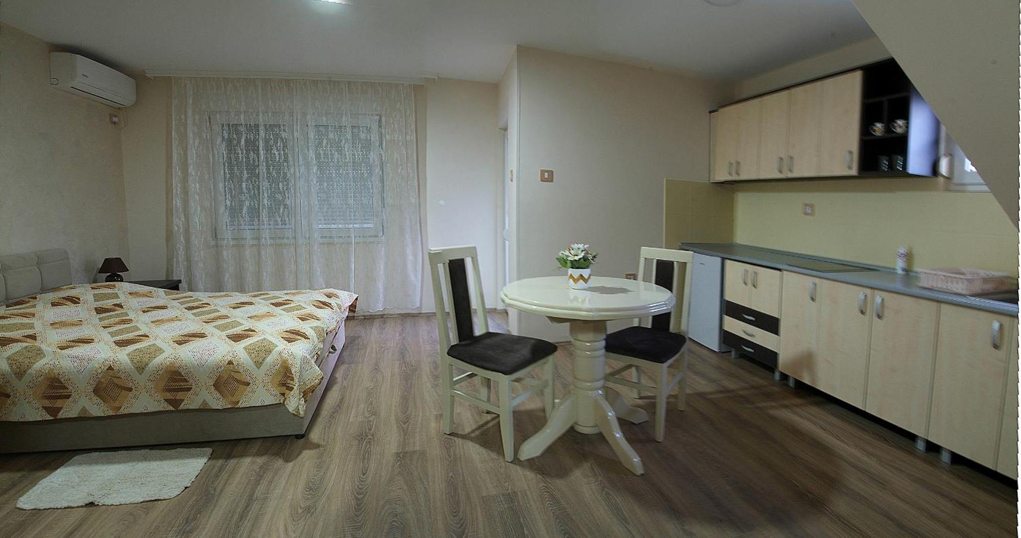 Apartments Kamenjar Novi Sad Bilik gambar